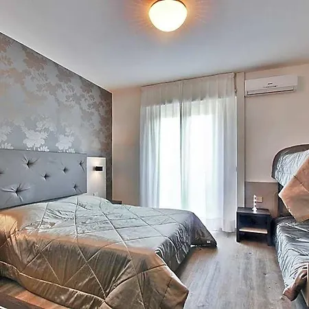 Gambrinus Hotell 3*